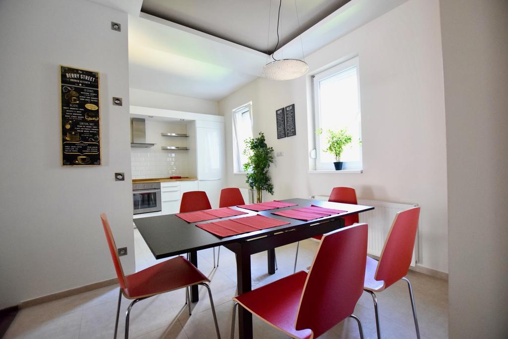 Standard Apartment By Hi5 - Close To Buda Castle Budapeste Exterior foto